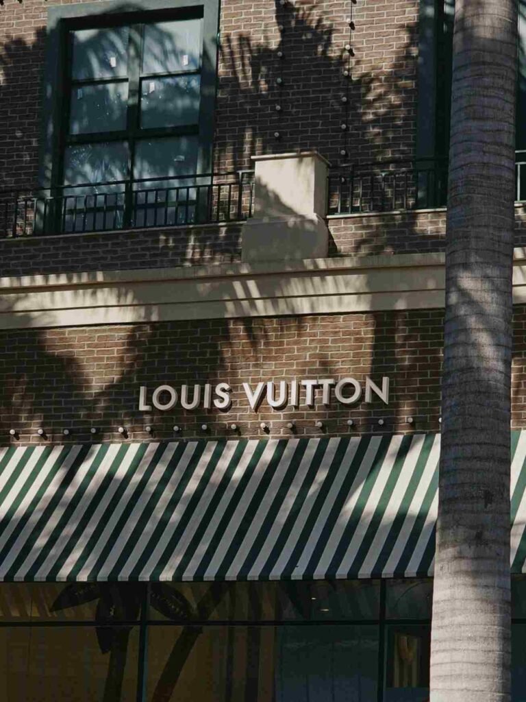 Top 10 Luxury Fashion Labels Dominating Los Angeles This Season